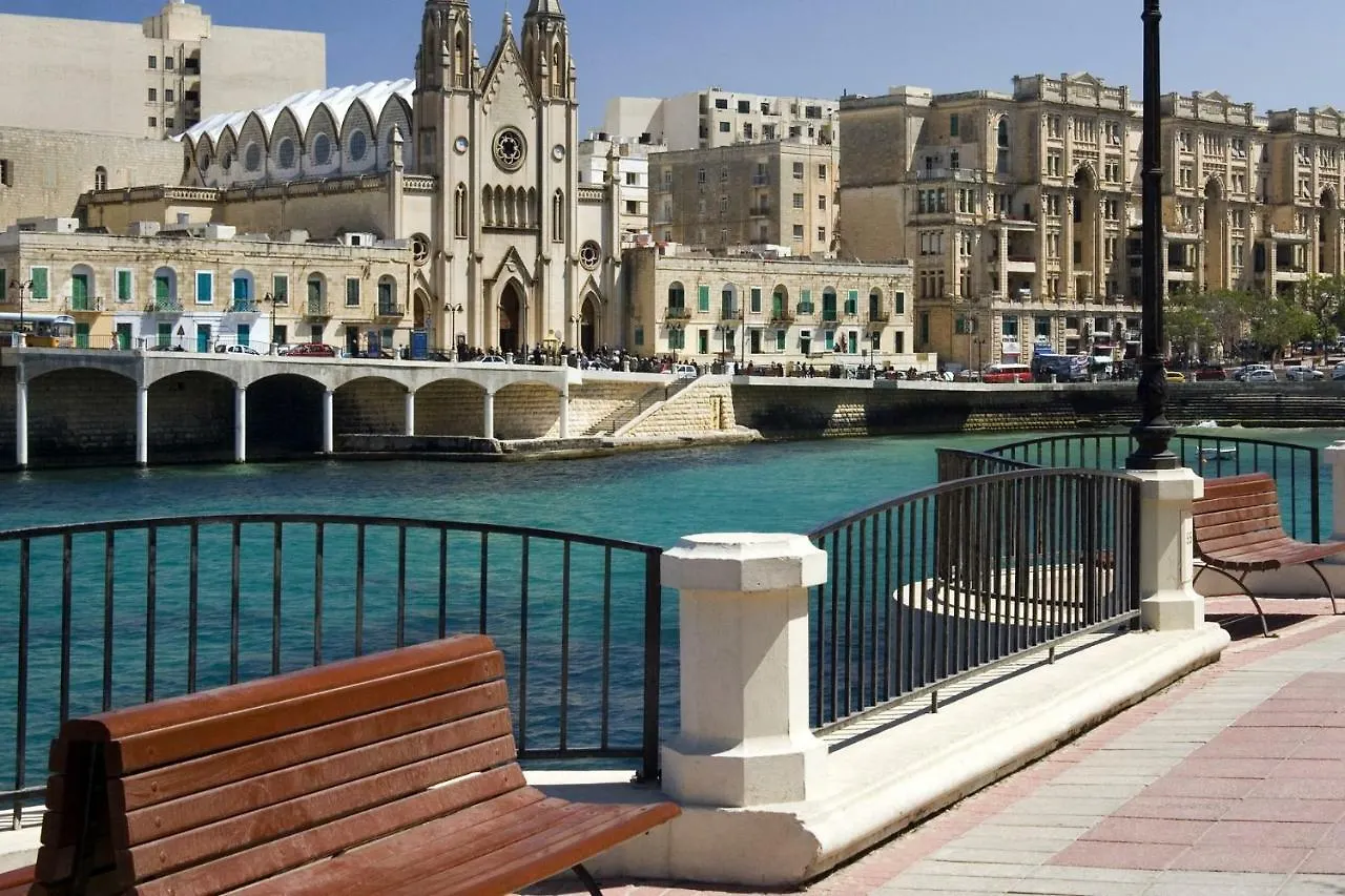 Stylish 3Br Apartment, Fantastic Location In Sliema Malta
