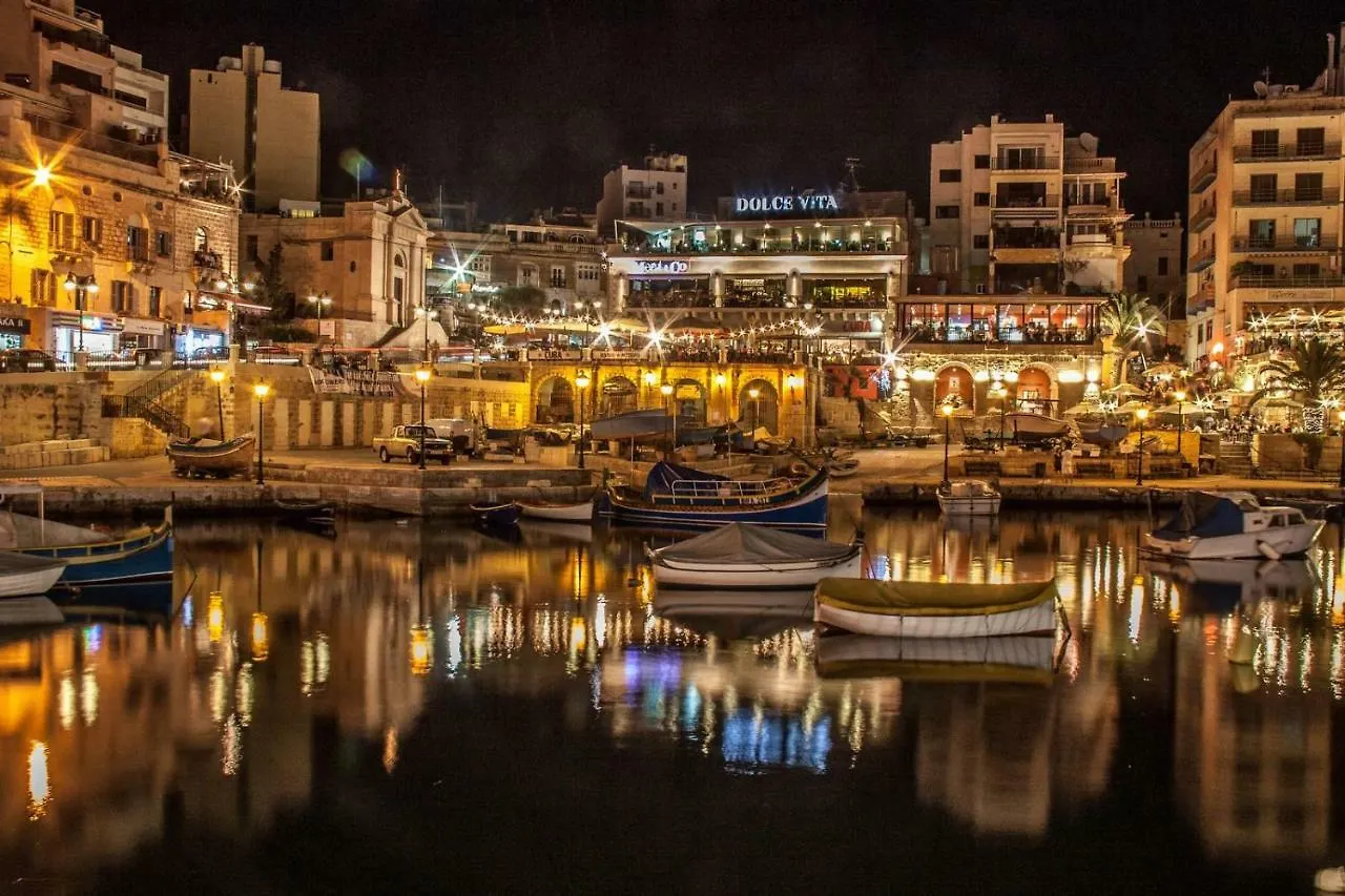 Apartment Stylish 3Br Apartment, Fantastic Location In Sliema